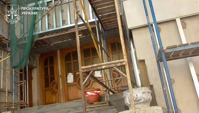Новини Харкова: ремонт фасаду завдав мільйонних збитків